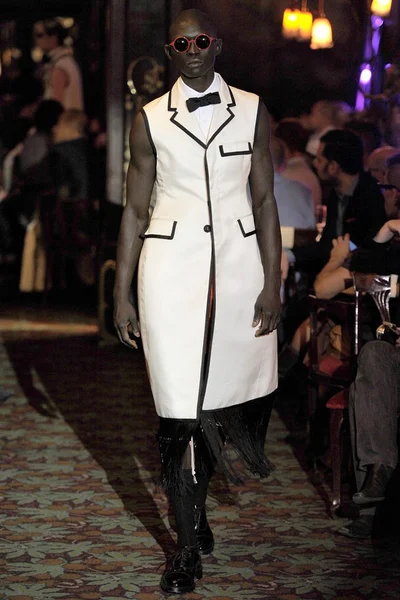 Look 38